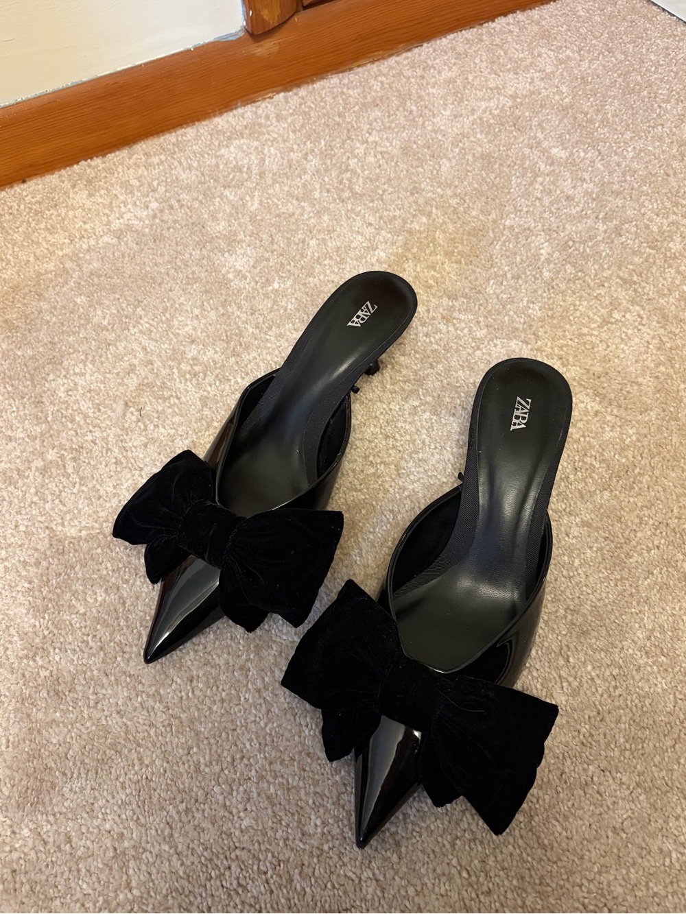 ZARA BOW KITTEN HEELS